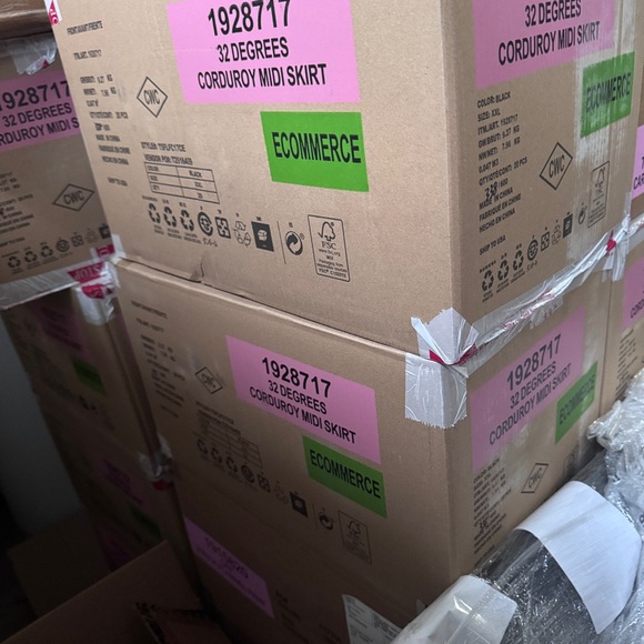 4 for $15 - 32 Degrees Heat Black Corduroy Midi Skirt Button Front XXL NWT - Picture 6 of 8